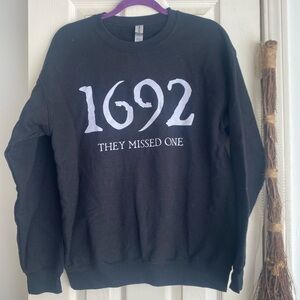 Salem witch trials pullover crew neck sweater size medium